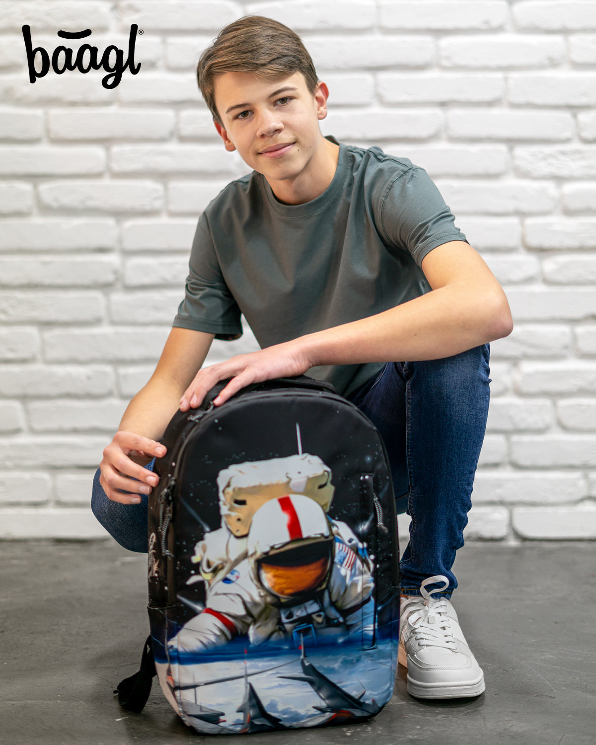 eARTh Cosmonaut hátizsák