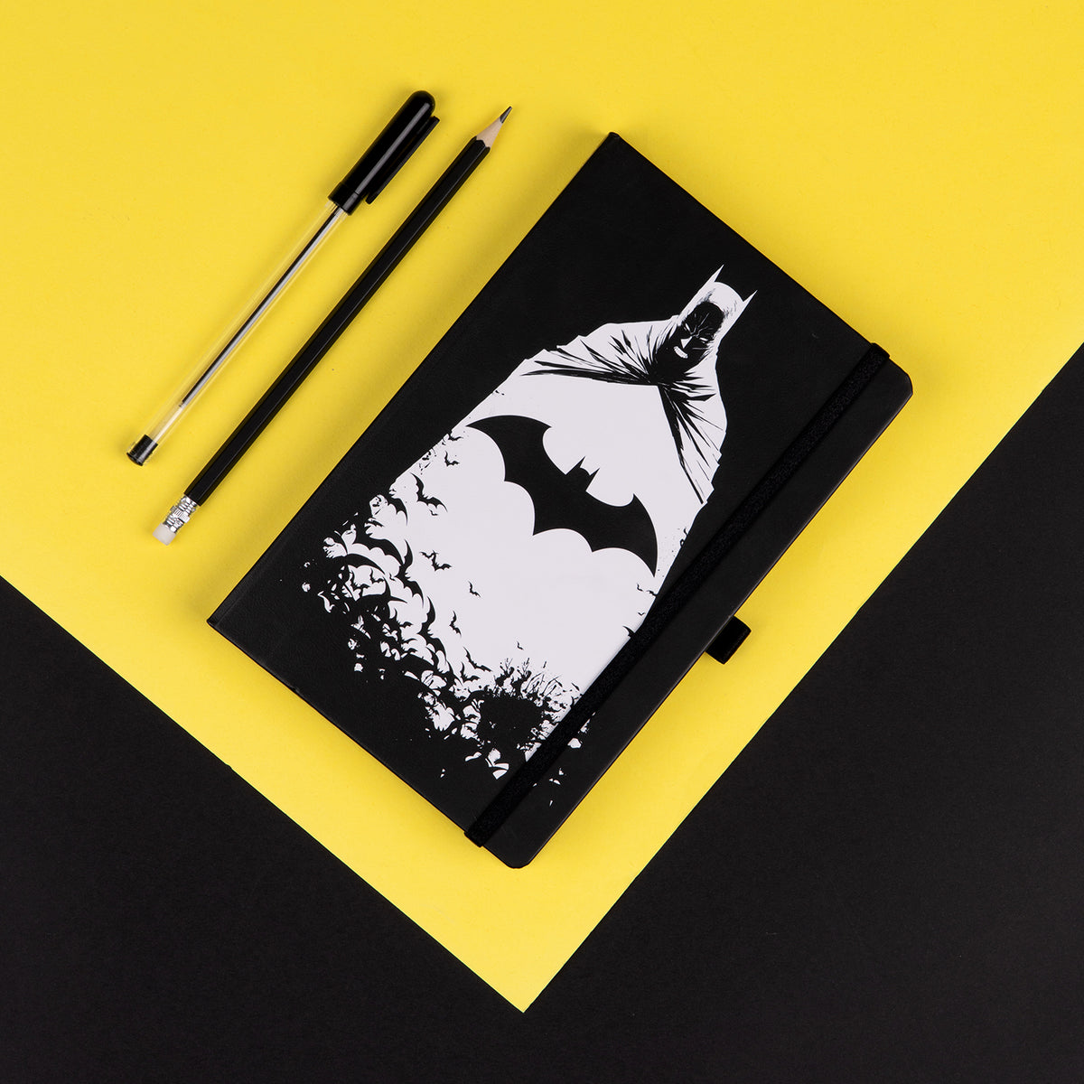 Batman jegyzetfüzet, vonalas, 13 × 21 cm